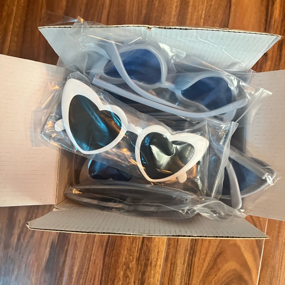 Sunglasses and matching clips